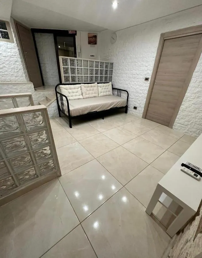 Porta Piccola Home Νάπολη 0*,  Ιταλία